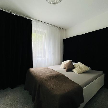 Koliba Apartments Братислава Екстер'єр фото
