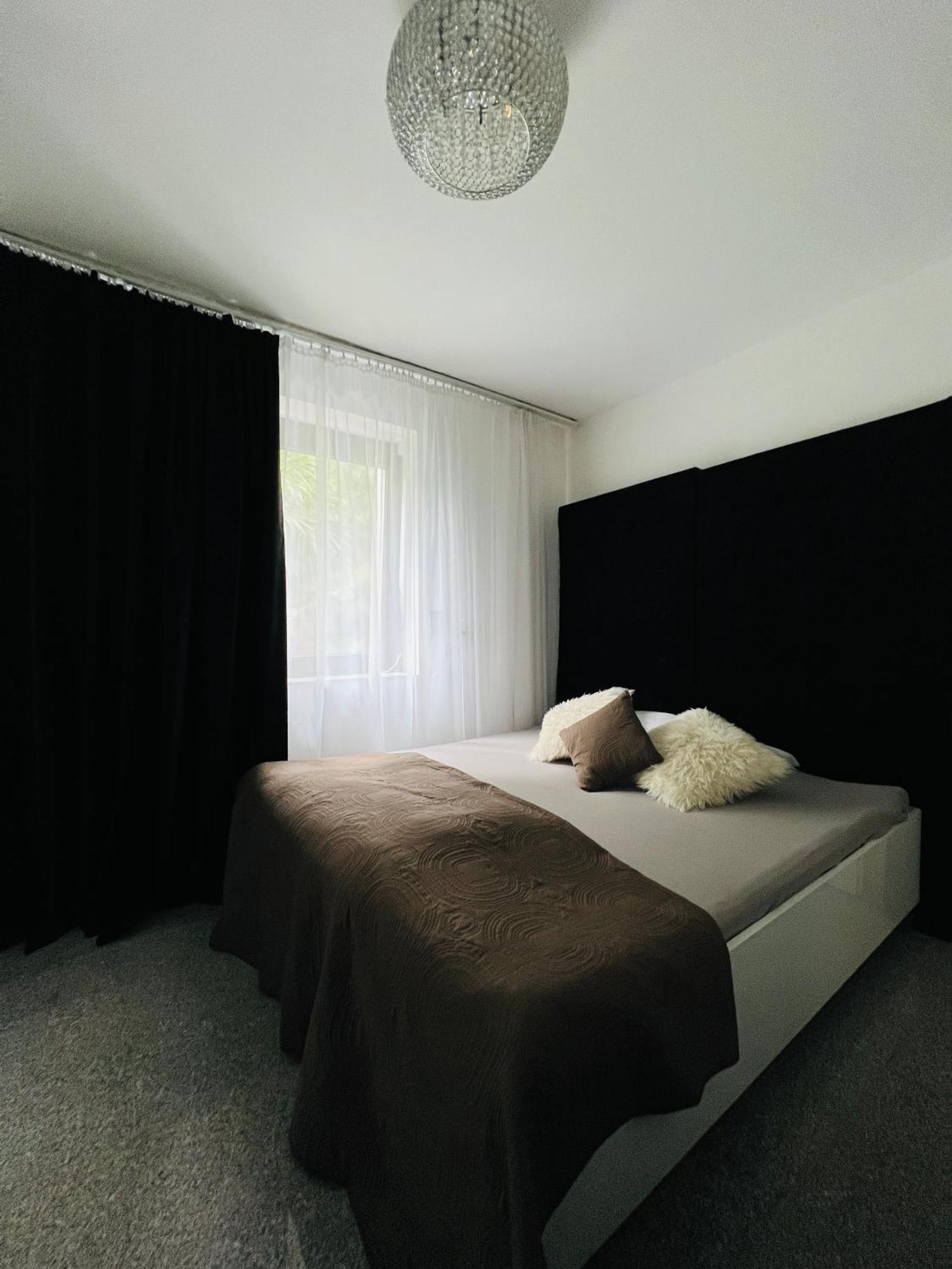 Koliba Apartments Братислава Екстер'єр фото
